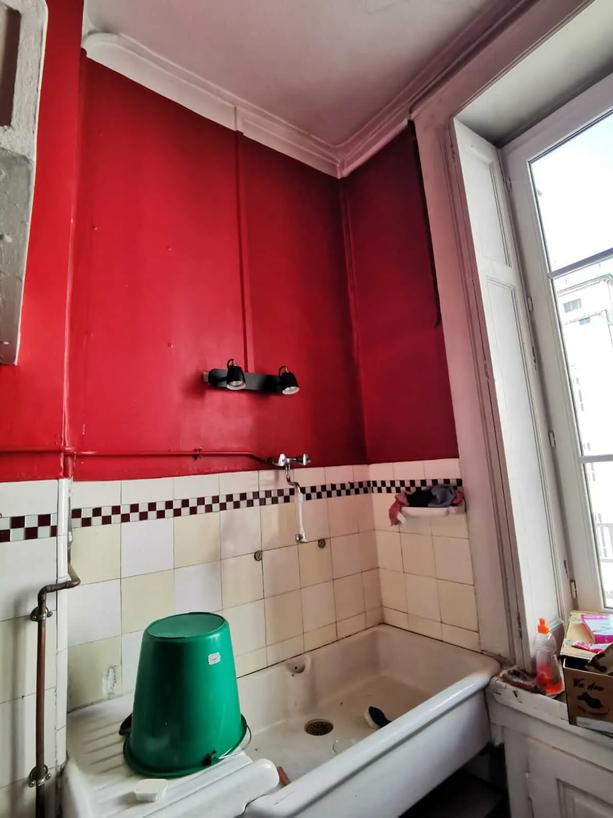 Avant rénovation cuisine Asnières-sur-Seine — exemple 1 Avant rénovation cuisine Asnières-sur-Seine — exemple 1